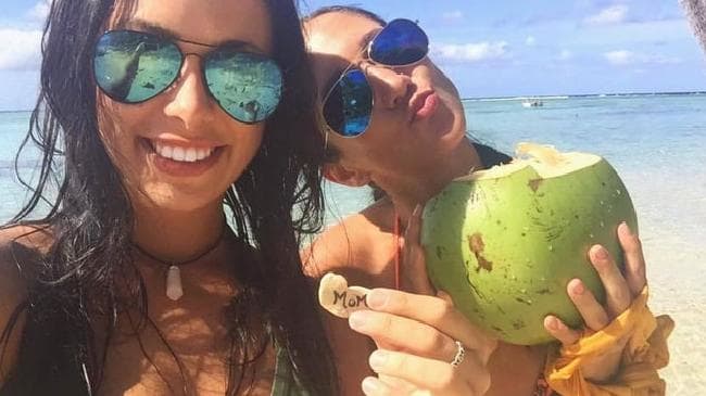 Podcast #9: 2 Hot Girls Reveal Men’s Biggest Bedroom Mistakes