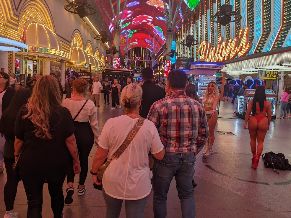 Game Las Vegas Guide Day Game Daygame Fremont Street